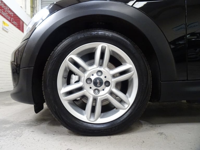 Mini Convertible 1.6 Cooper 2dr Automatic **LOW MILEAGE*ONLY 26000 MILES**