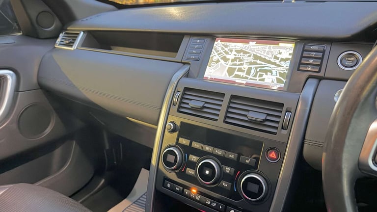 2019 Land Rover Discovery Sport 2.0 Discovery Sport Landmark TD4 Auto 4WD 5dr SUV Diesel Automatic