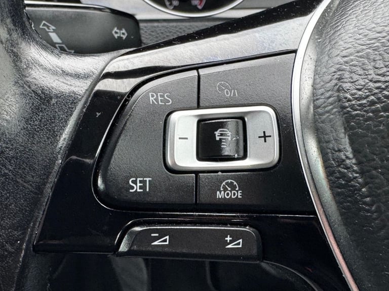 2013 63 VOLKSWAGEN GOLF 2.0 TDI BLUEMOTION TECH GT HATCHBACK 5DR DIESEL MANUAL E