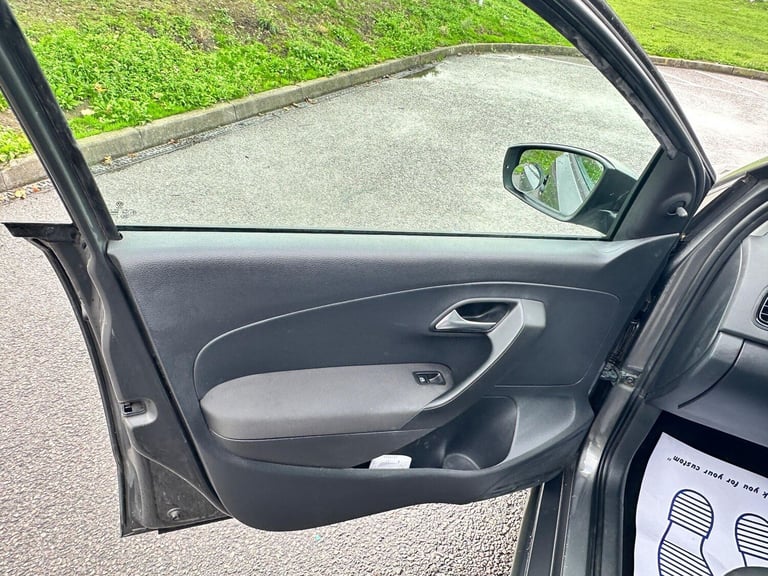 2011 Volkswagen Polo 1.2 70 S 5dr [AC] HATCHBACK PETROL Manual