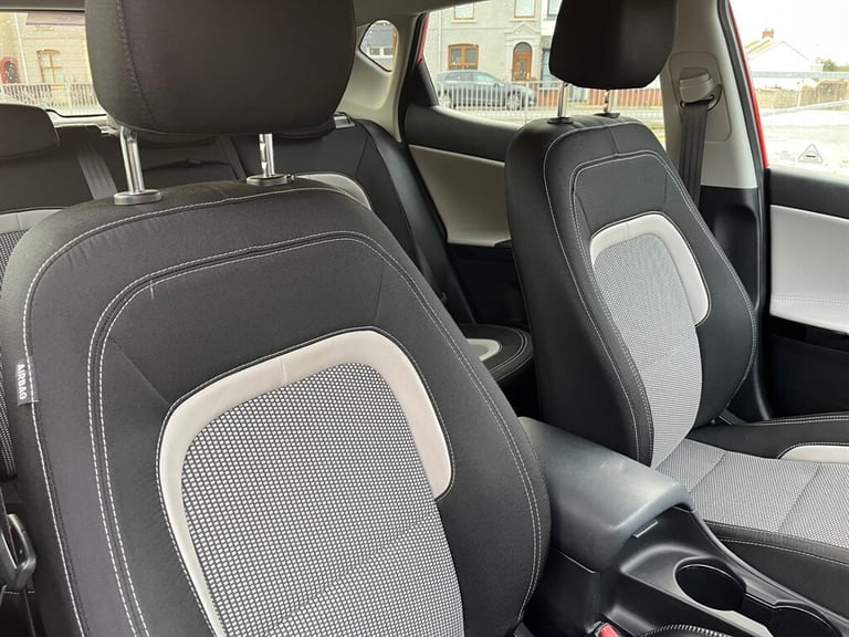 2014 Kia Ceed 1.6 CRDi 3 EcoDynamics 5dr HATCHBACK DIESEL Manual