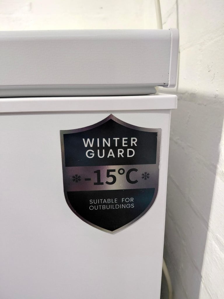 Hisense FC247D4AWLE Chest Freezer – 191L – White – 5 months old
