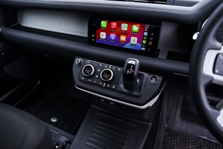 2023 Land Rover Defender 90 3.0 D250 MHEV Hard Top Commercial SUV 3dr Diesel Auto 4WD SWB Euro 6 ...