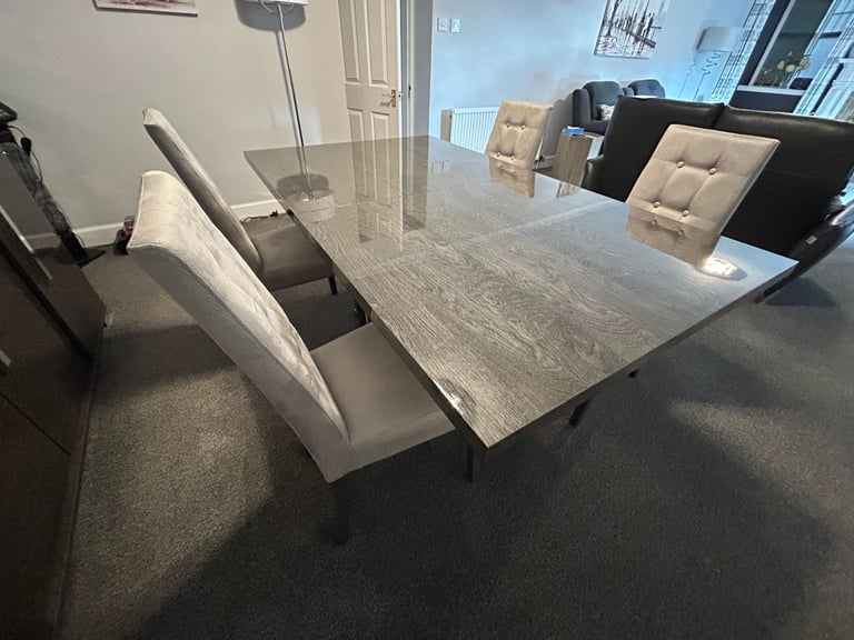 Modern Italian Grey Gloss Dining Table and 4 Chairs