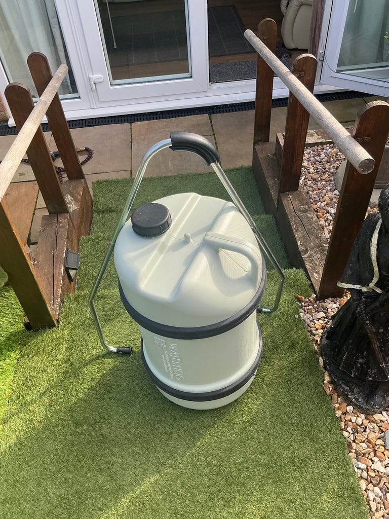 Large water hog container