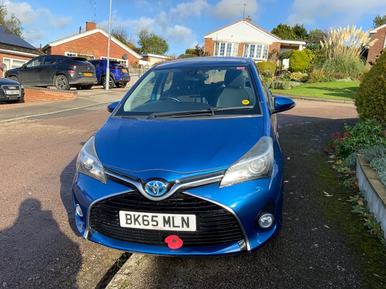 Toyota, YARIS, Hatchback, 2015