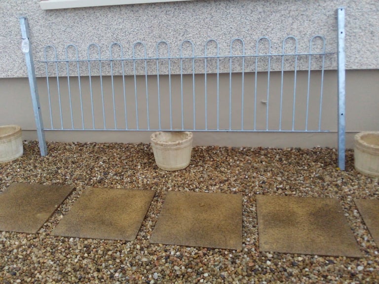 image for ONE 9 FOOT RAILING 2 ALLOY POSTS ALL GALVANIZED