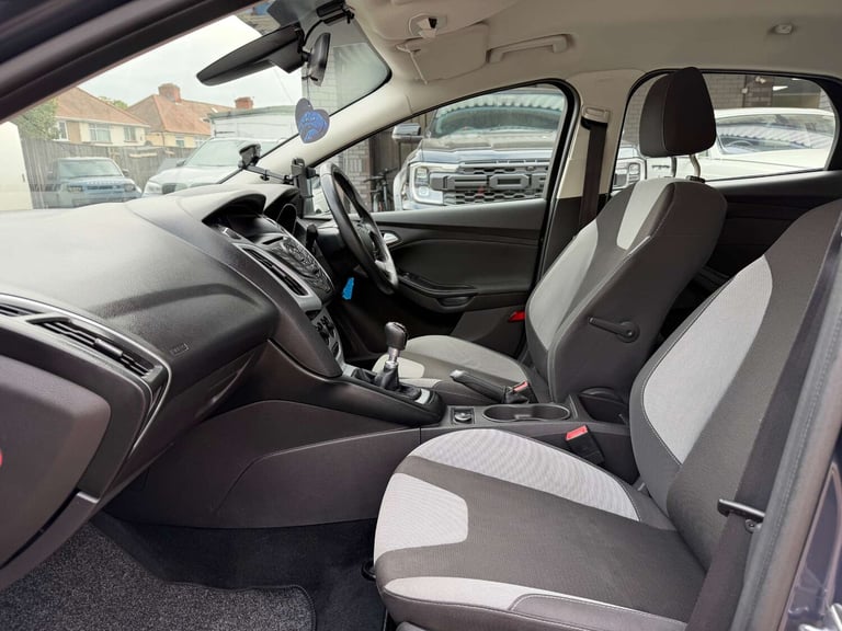 2013 Ford Focus 1.6 TDCi Zetec Hatchback 5dr Diesel Manual Euro 5 (s/s) (115 ps) Hatchback Diesel...