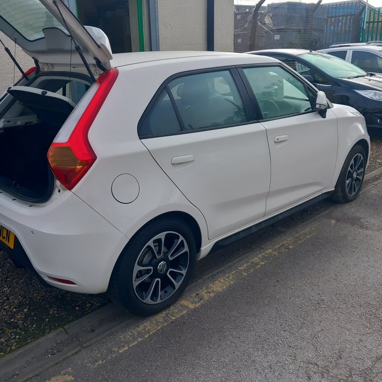 2014 MG MG3 1.5 VTi-TECH 3Style 5dr HATCHBACK Petrol Manual