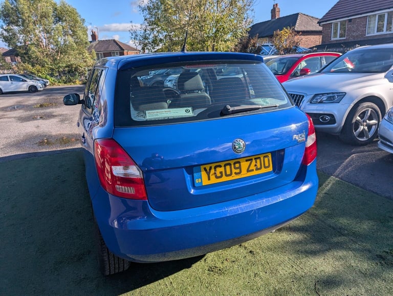 2009 Skoda Fabia 1.2 HTP 12V 2 5dr HATCHBACK Petrol Manual