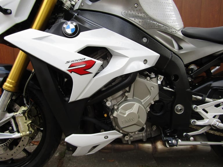 BMW S 1000 R, SERVICE HISTORY , 2015 MODEL, 4 RIDE MODES , Amazing condition .