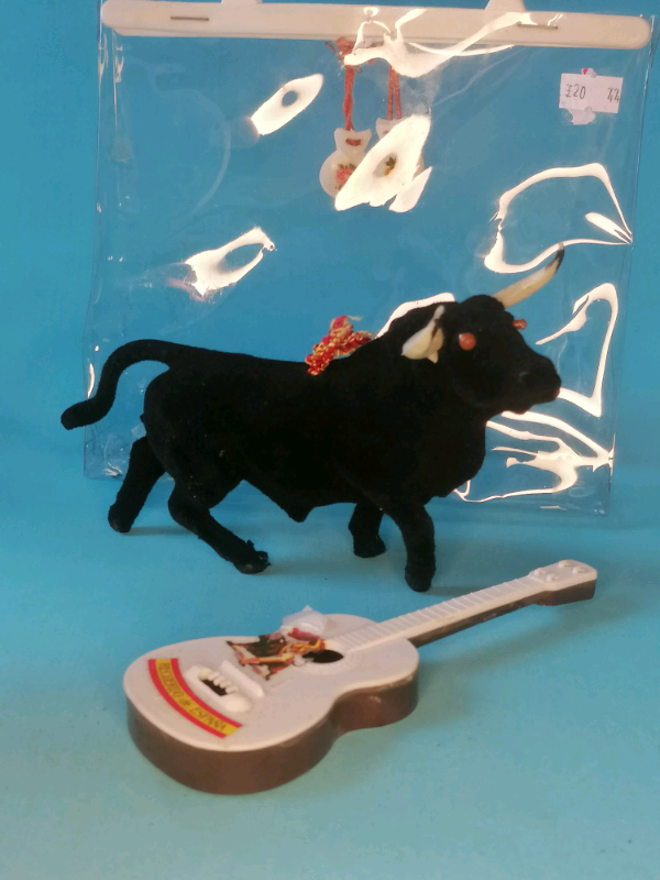 Vintage Bull figurine, Paper mache figurine, Vintage decor figurine. 