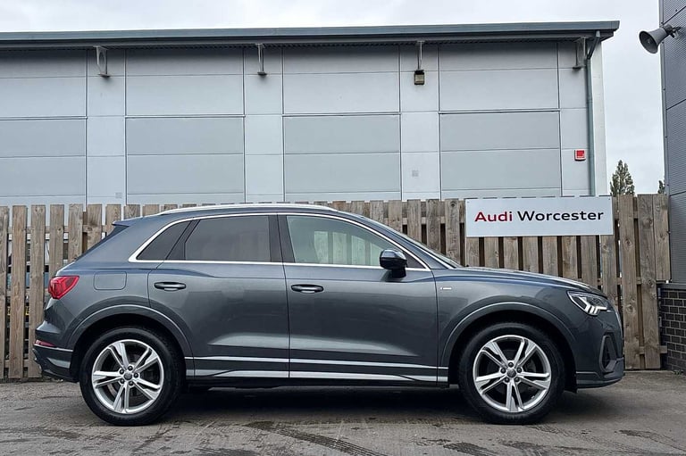 2020 Audi Q3 35 TDI Quattro S Line 5dr ESTATE DIESEL Manual