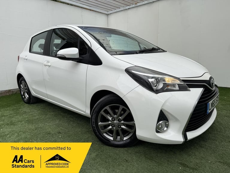 image for 2015 Toyota Yaris 1.33 Dual VVT-i Icon Multidrive S Euro 5 5dr Euro 5 HATCHBACK Petrol Automatic
