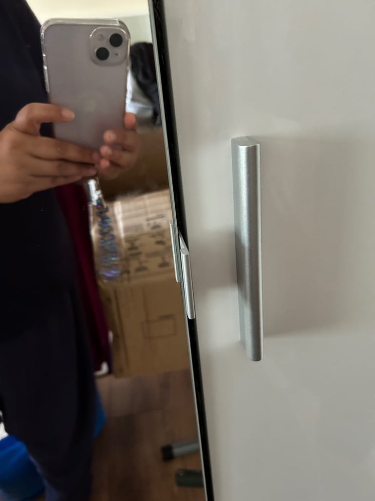 Double door wardrobe 