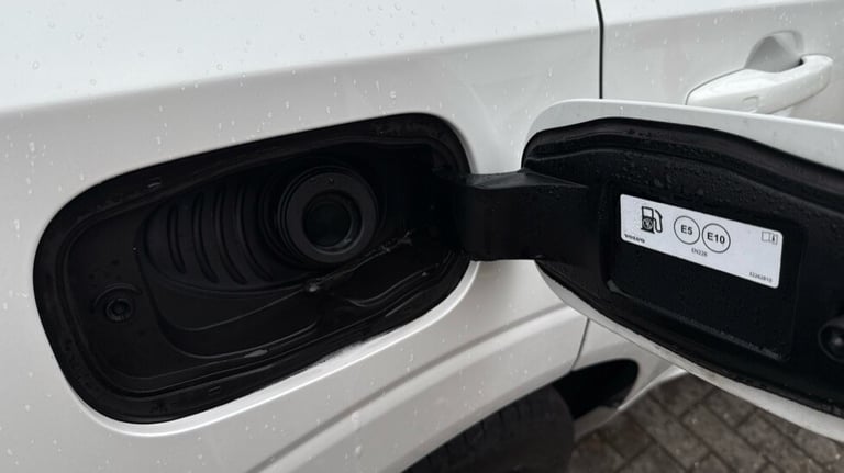 2023 Volvo XC60 Recharge Plus, T6 AWD plug-in hybrid, Electric/Petrol, Dark Estate Petrol Paralle...