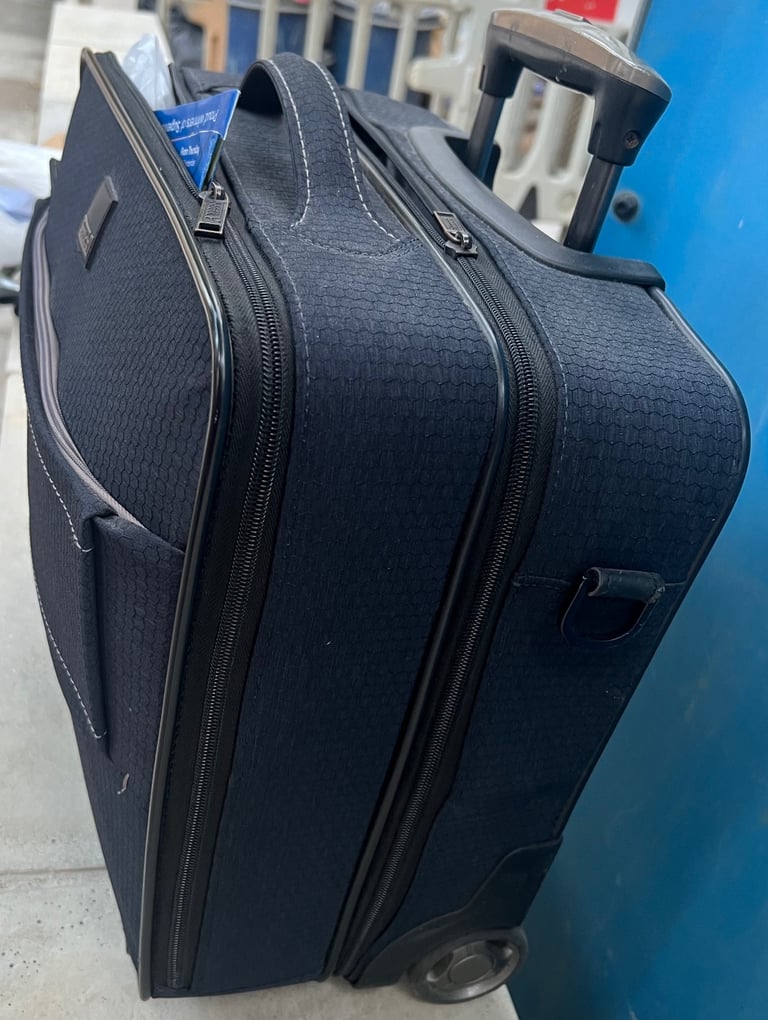 Static Rolling CarryOn Computer Bag
