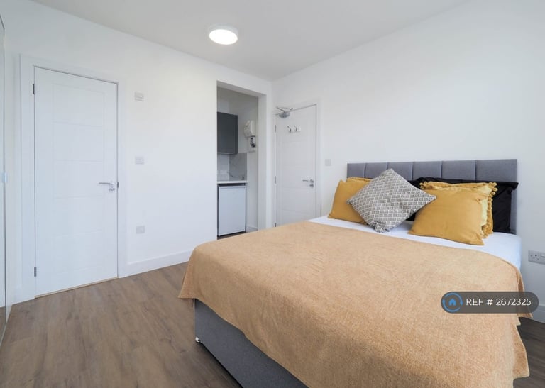 1 bedroom in The Meadow Way, Harrow, HA3 (#2672325)
