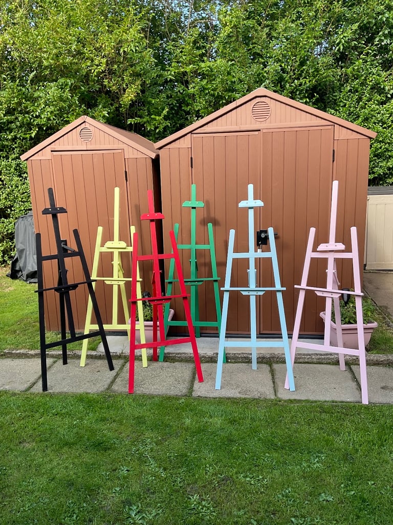6 x EASELS FOR SALE FOR EVENTS AND ARTISTS *ALL BRAND NEW NEVER USED*