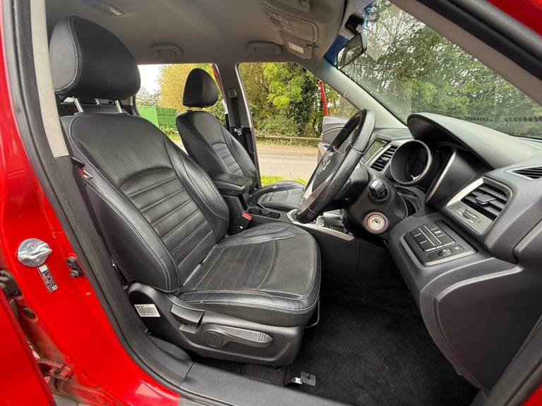 2016 16 SSANGYONG TIVOLI 1.6D EX FULL HISTORY MINT LEATHER MOT 10/26 PX SWAPS