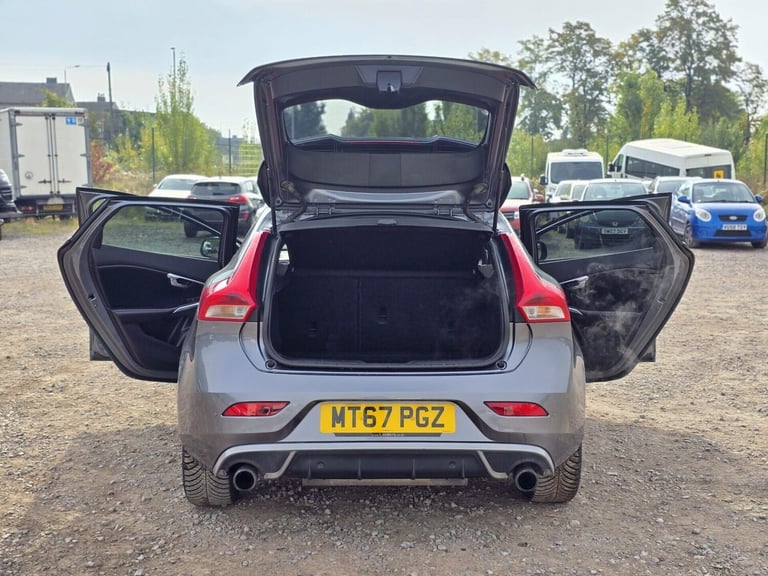 2017 Volvo V40 1.5 T3 R-Design Nav Plus Hatchback 5dr Petrol Auto Euro 6 (s/s) (152 ps) Hatchback...