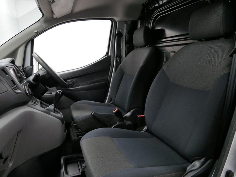 2017 NISSAN NV200 1.5 DCI 90 BHP TEKNA EDITION 6 DOOR ( AIR CON + SAT NAV )