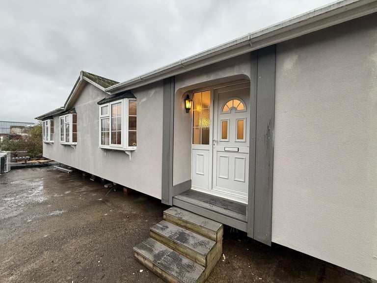 MASSIVE 48x20ft Roughcast Centre Lounge Mobile Home - Offsite Sale, Private Land
