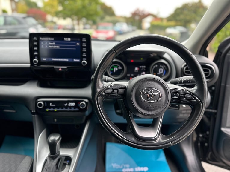 2021 Toyota Yaris 1.5 VVT-h Design E-CVT Euro 6 (s/s) 5dr HATCHBACK Petrol/Electric Hybrid Automatic