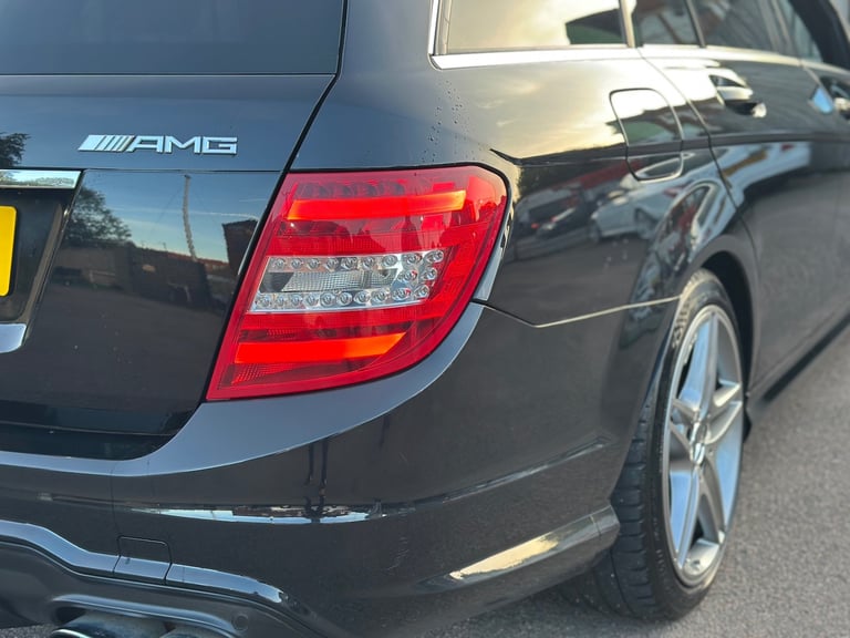2012 Mercedes-Benz C-Class C63 6.3 V8 AMG Estate 5dr 