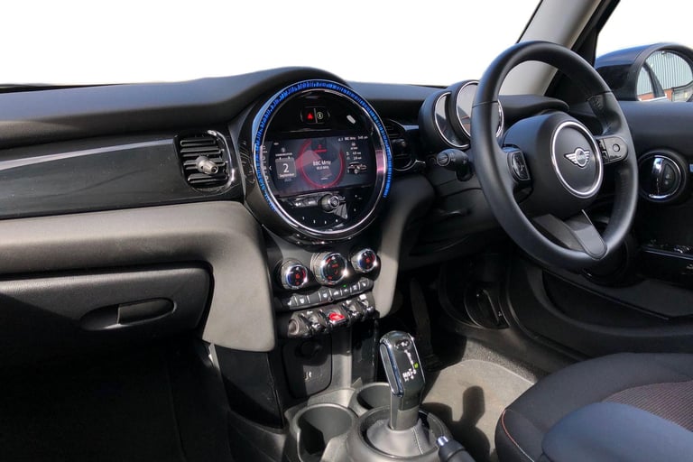 2022 MINI Hatch 1.5 Cooper Classic 5dr Auto Hatchback PETROL Automatic