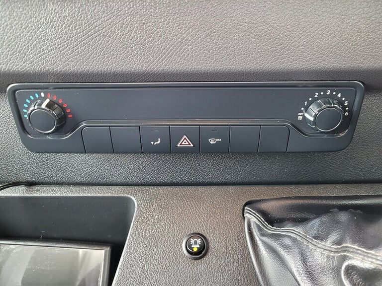 2021 Mercedes-Benz Sprinter 150ps 315 CDI Progressive Dropside with Air Con &amp; Tow Bar Dropsid...