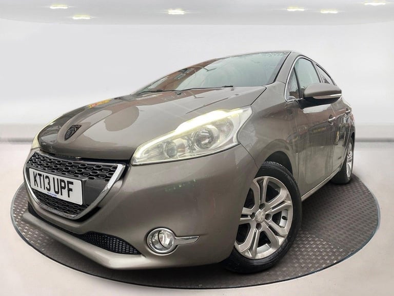 PEUGEOT 208 1.4 HDi Allure DIESEL FULL SERVICE HISTORY 2013
