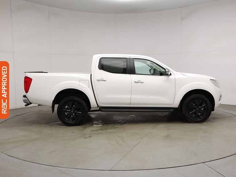 2020 Nissan Navara 2.3 dCi N-Connecta Pickup Double Cab 4dr Diesel Auto 4WD Euro 6 (190 ps) Pick ...