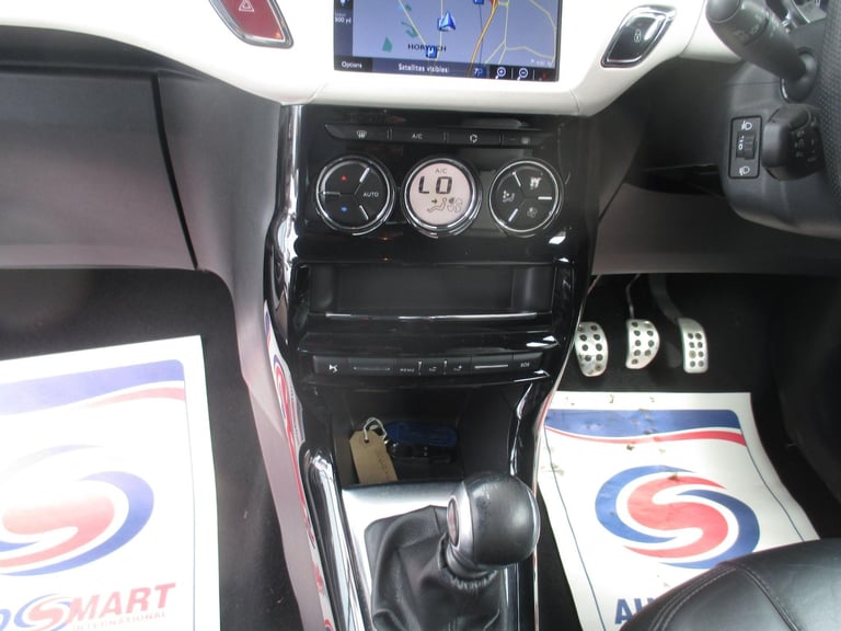 2015 DS Automobiles DS 3 1.6 BlueHDi Ultra Prestige Euro 6 (s/s) 3dr HATCHBACK Diesel Manual