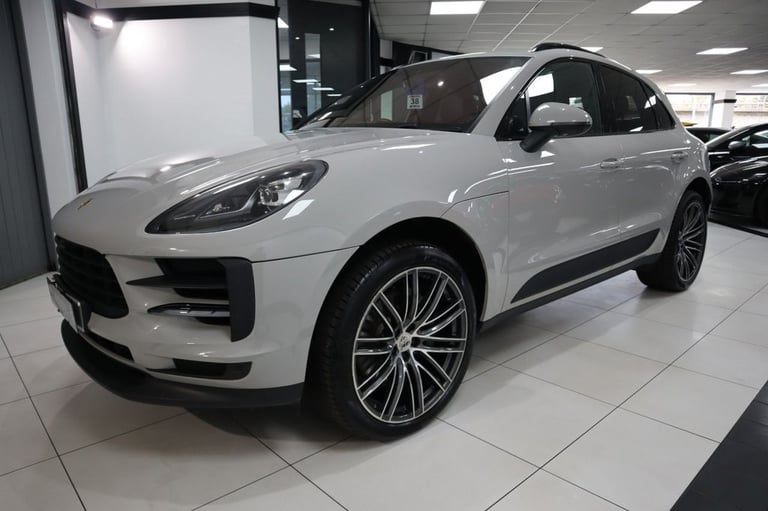 2019 D PORSCHE MACAN 3.0T V6 S SUV 5DR PETROL PDK 4WD EURO 6 (S/S) (354 PS)