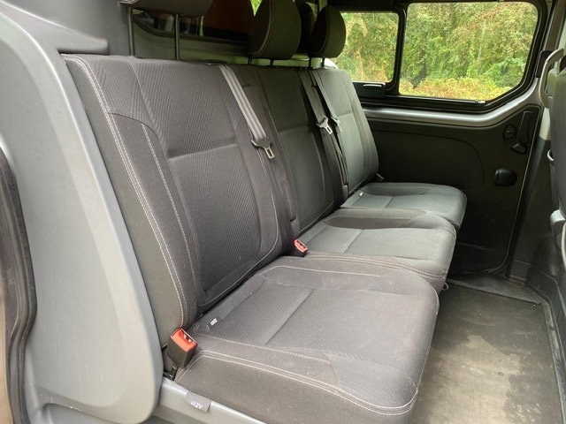 2019 Renault Trafic LL29 ENERGY dCi 125 Premier Edition Crew Van WINDOW VAN Diesel Manual
