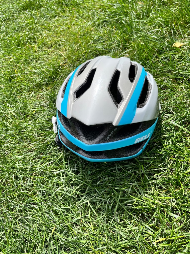 Cycle helmet 
