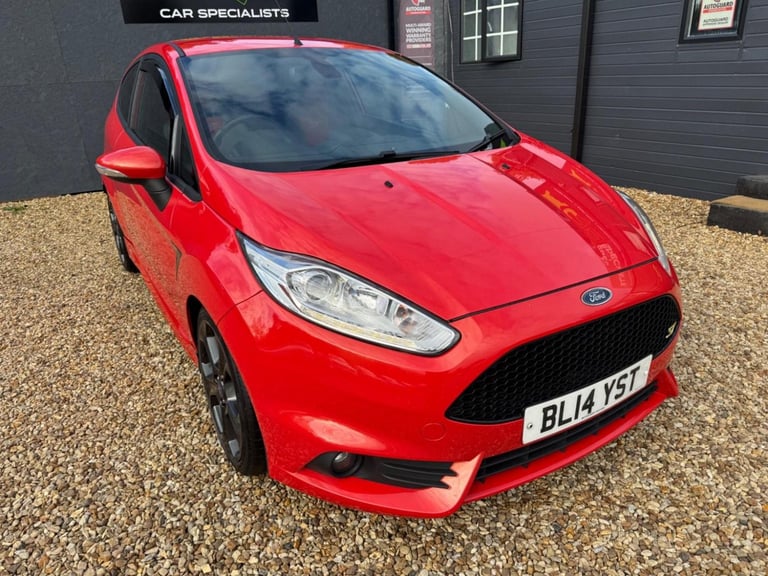 FORD FIESTA 1.6T EcoBoost ST-3 Euro 5 (s/s) 3dr 2014