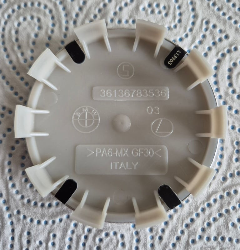 BMW Alloy Wheel 68mm Centre Caps x 4