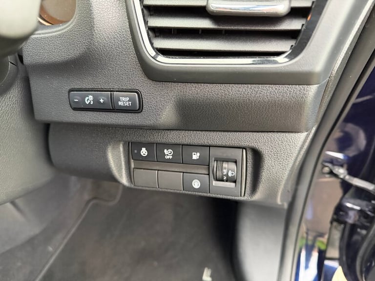  Nissan Leaf LEAF N-connecta 5dr Hatchback Electric Automatic