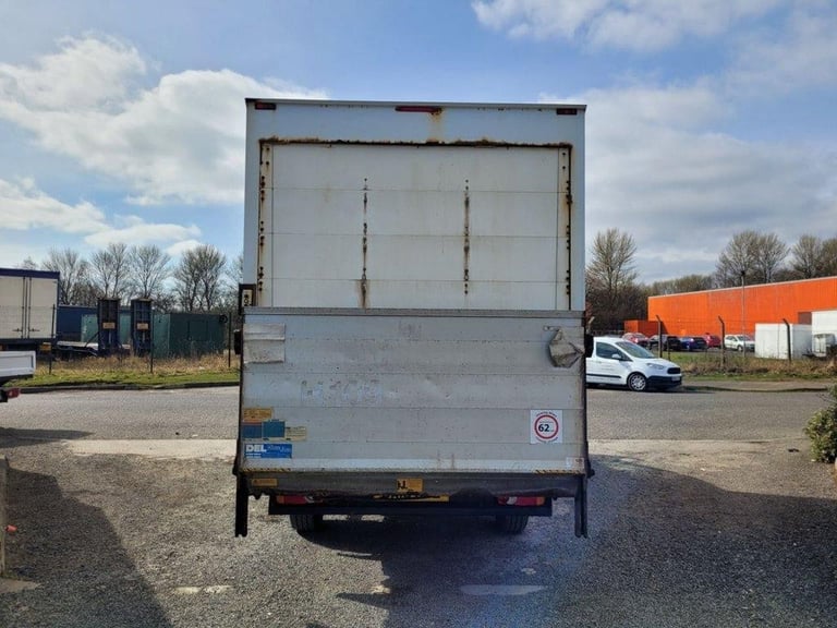 2015 ON 15 PLATE RENAULT MASTER LI35 BUSINESS DCI 125BHP 2300CC BOX VAN TAILLIFT