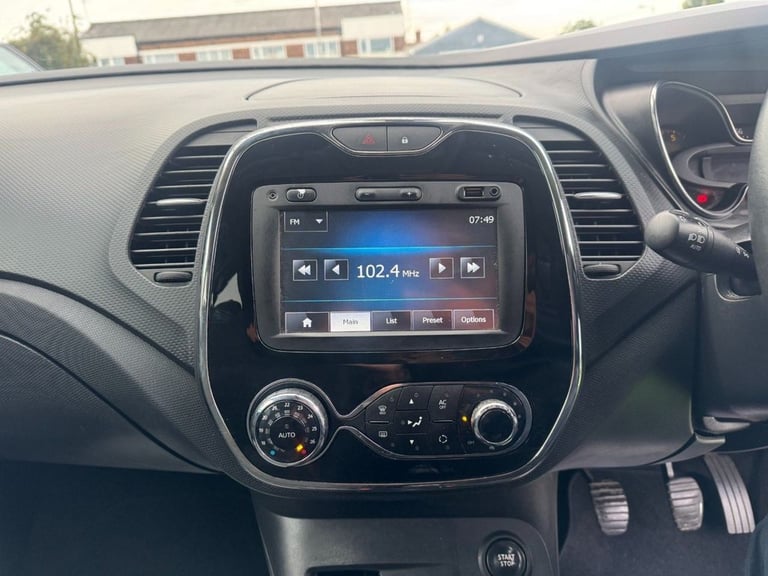 2015 Renault Captur 1.5 dCi 90 Dynamique S MediaNav Energy 5dr HATCHBACK DIESEL Manual