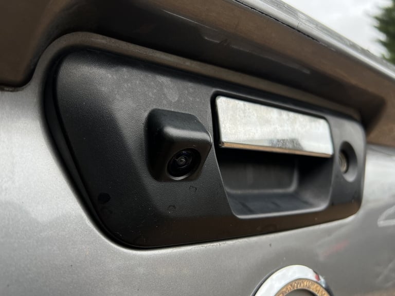 NISSAN NAVARA 2.3 dCi N-Guard 2019