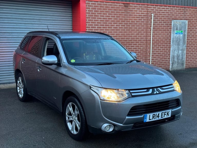 image for 2014 Mitsubishi Outlander 2.2 DI-D GX3 4WD Euro 5 (s/s) 5dr ESTATE Diesel Manual