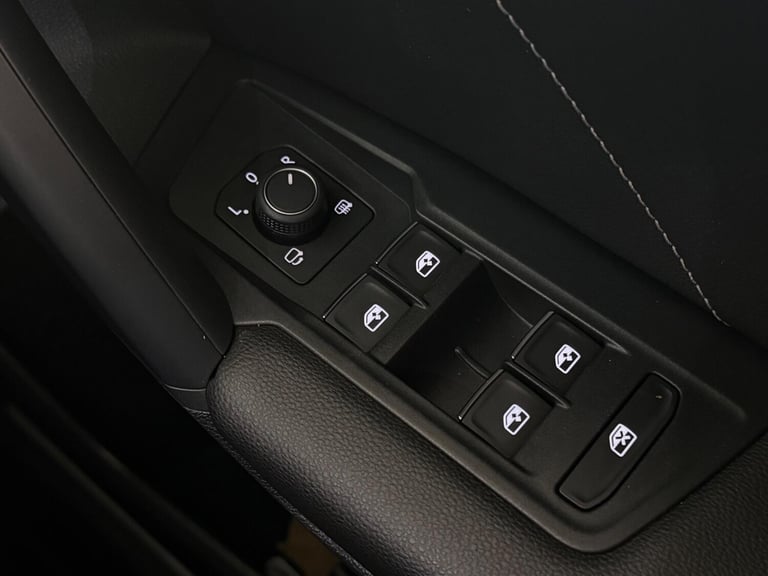 2020 Volkswagen Tiguan 2.0 TSi 230 4Motion SEL 5dr DSG ESTATE PETROL Automatic