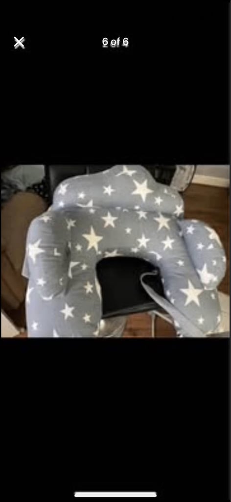 image for Moses basket and feeding pillow 