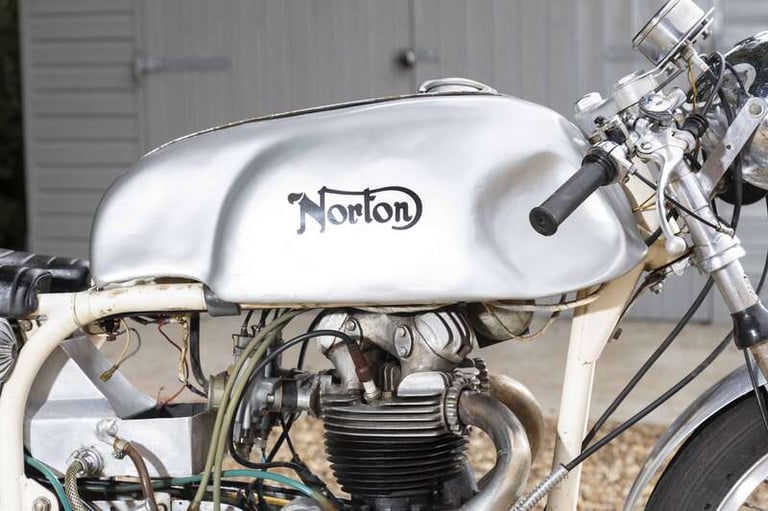 1973 NORTON DOMIRACER PETROL Manual