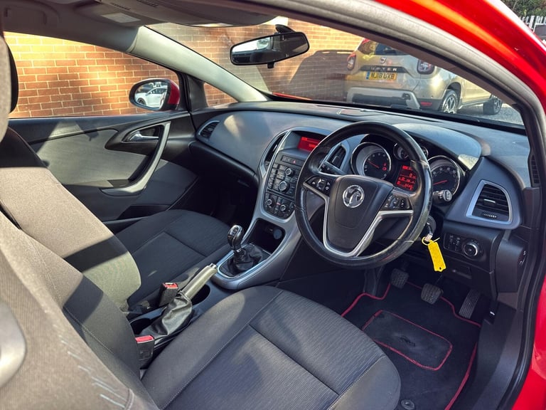 2016 Vauxhall Astra GTC 1.4i Turbo Sport Euro 6 (s/s) 3dr HATCHBACK Petrol Manual