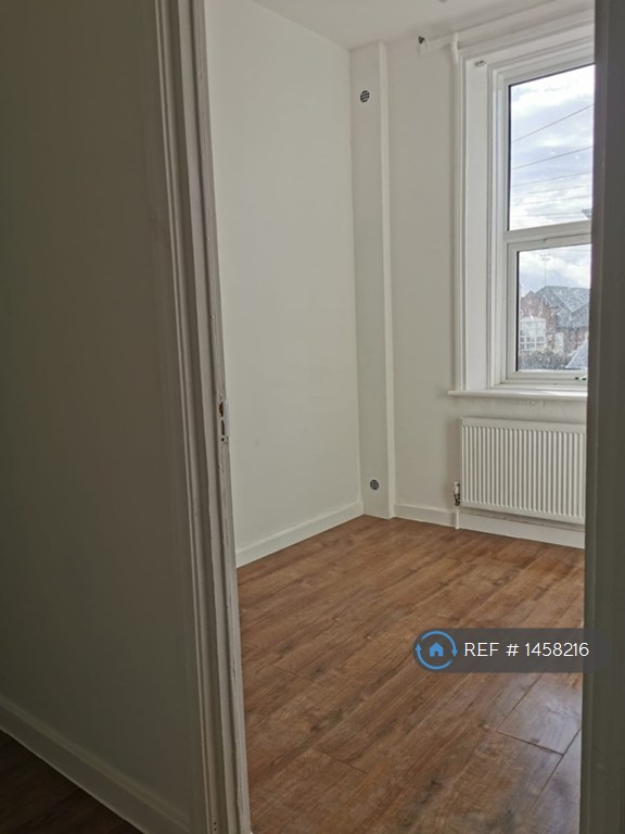 2 bedroom house in Robert Street, Blyth, NE24 (2 bed) (#1458216)