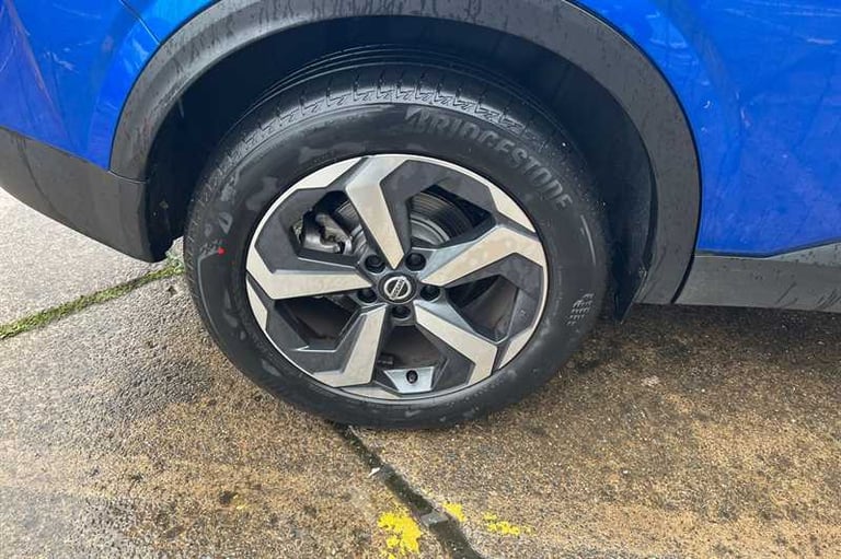 2022 Nissan Qashqai 1.3 DiG-T MH N-Connecta 5dr HATCHBACK PETROL Manual